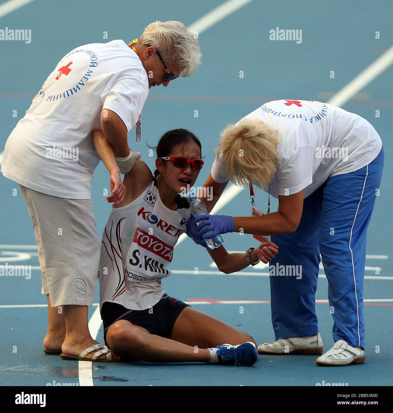 After the marathon hi-res stock photography and images - Page 2 - Alamy