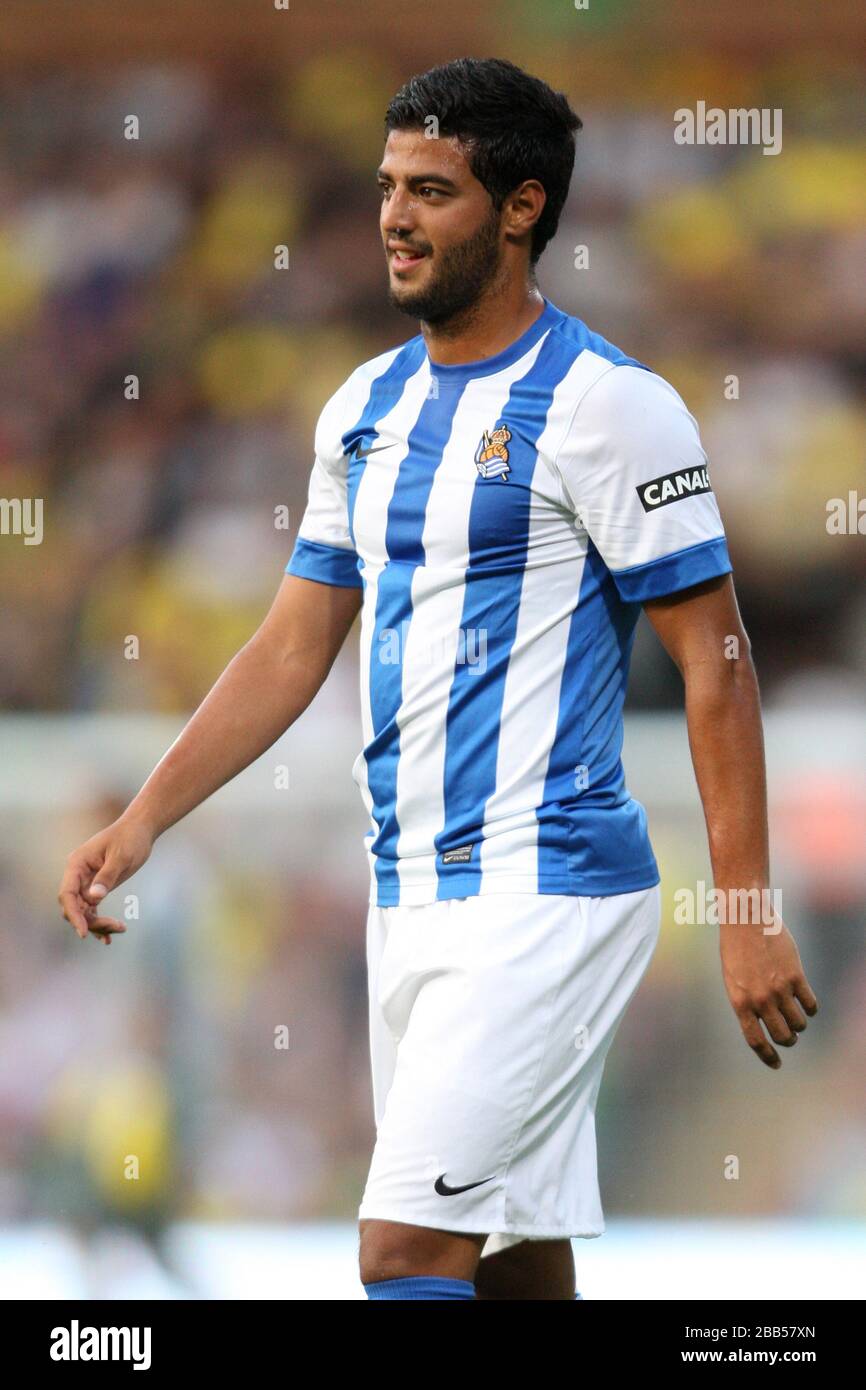 Carlos Vela Real Sociedad Hi res Stock Photography And Images Alamy carlos-vela-real-sociedad-hi-res-stock-photography-and-images-alamy