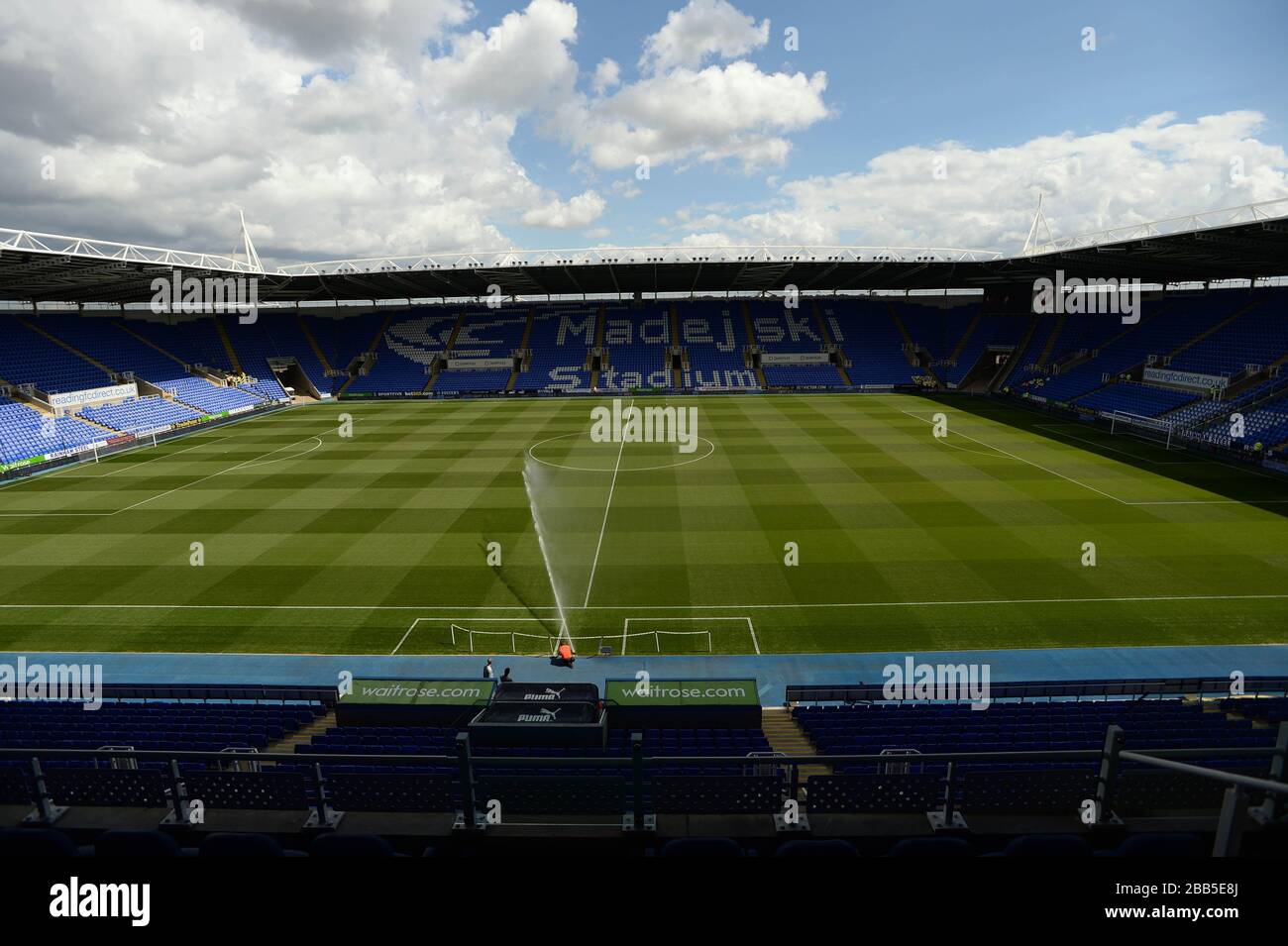 Reading Stadium Layout A general view of the Madejski Stadium, home of Reading Stock Photo - Alamy