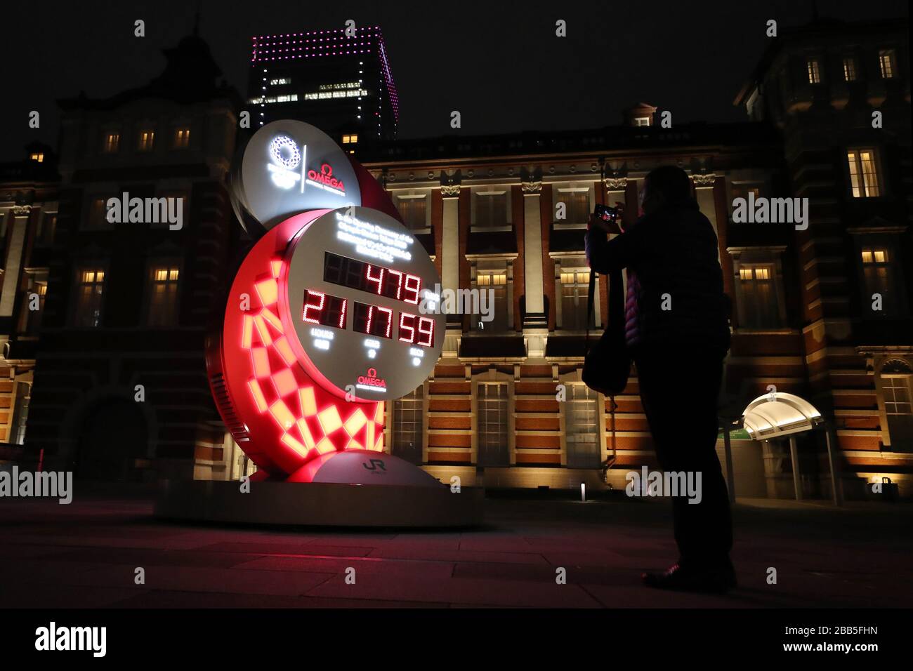 Tokyo 8th Aug 21 A Countdown Clock Shows The Adjusted Time Remaining For The Postponed Tokyo Olympic Games Outside Tokyo Station In Tokyo On March 30 The Tokyo Olympic Games Has