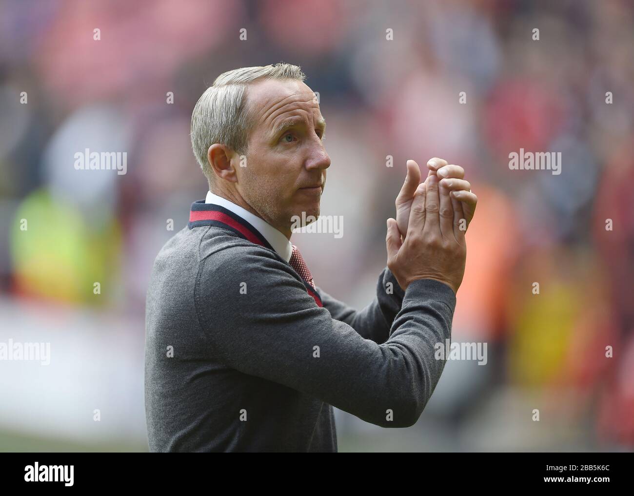 Charlton Athletic manager Lee Bowyer applauds the home fans at full ...