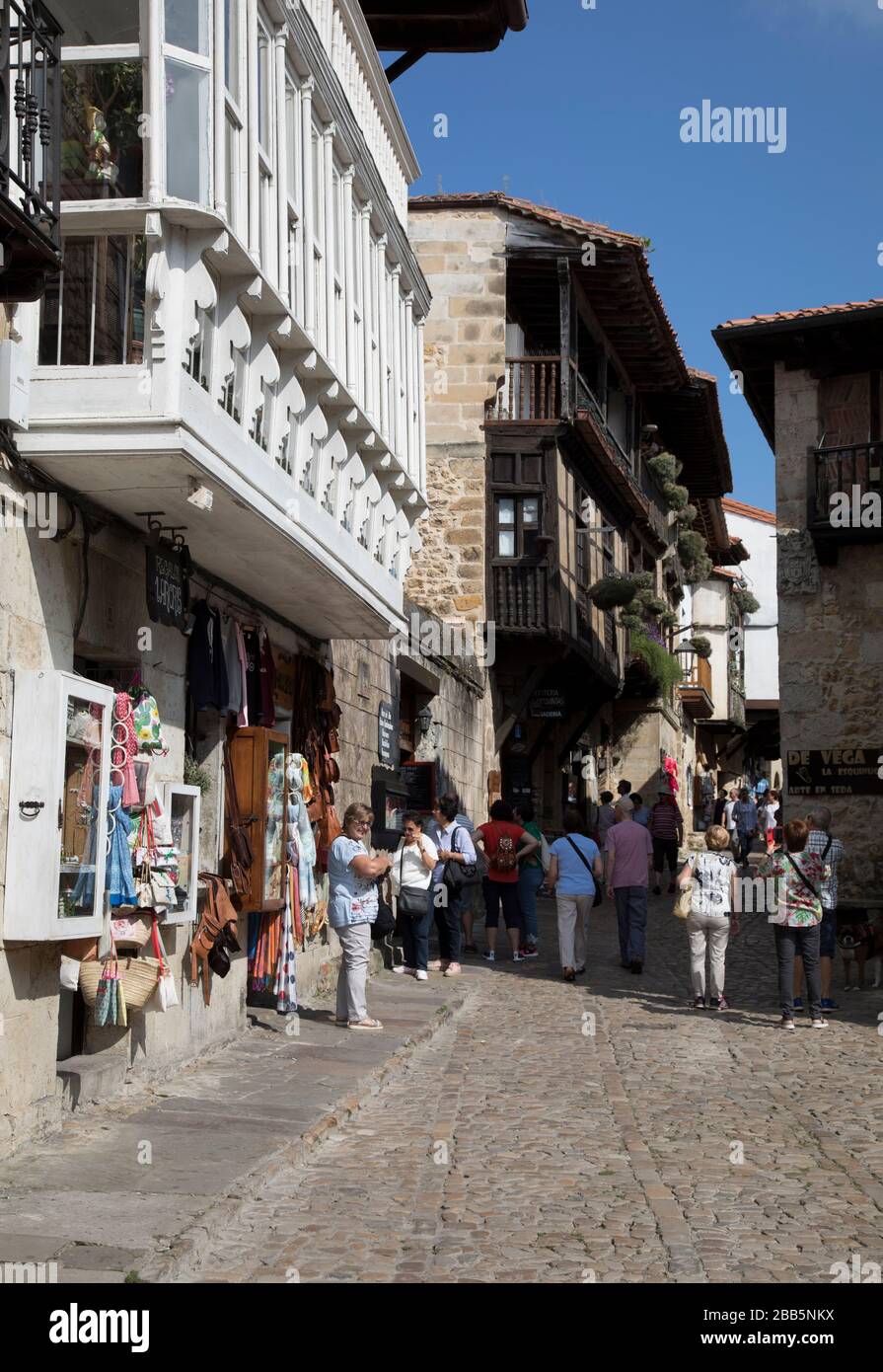 Foto de Calle de Juan Infante en Santillana del Mar, Cantabria