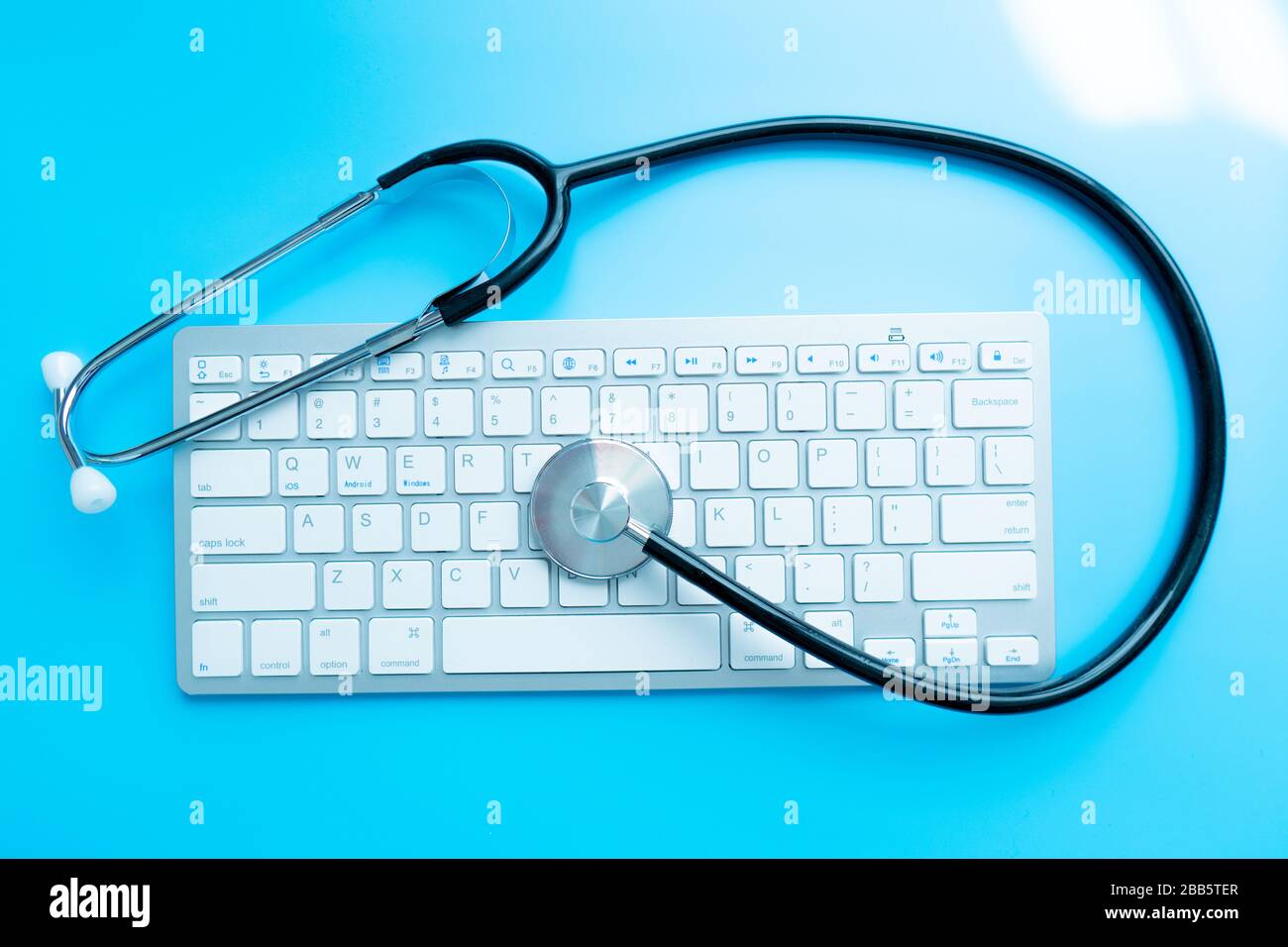 Computer stethoscope shield hi-res stock photography and images - Alamy