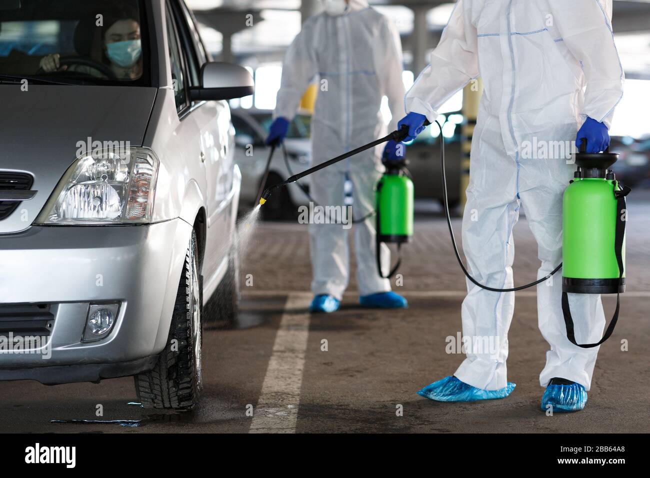 Biohazard suits hi-res stock photography and images - Alamy