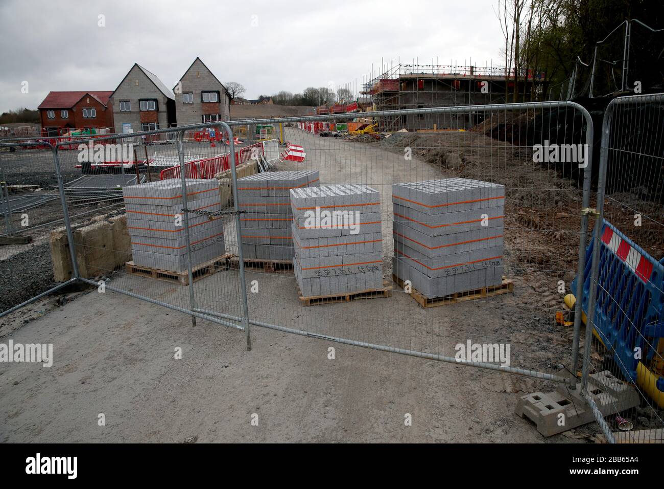 A Taylor Wimpey housing development in Telford where building work has ceased as the UK continues in lockdown to help curb the spread of the coronavirus. Stock Photo
