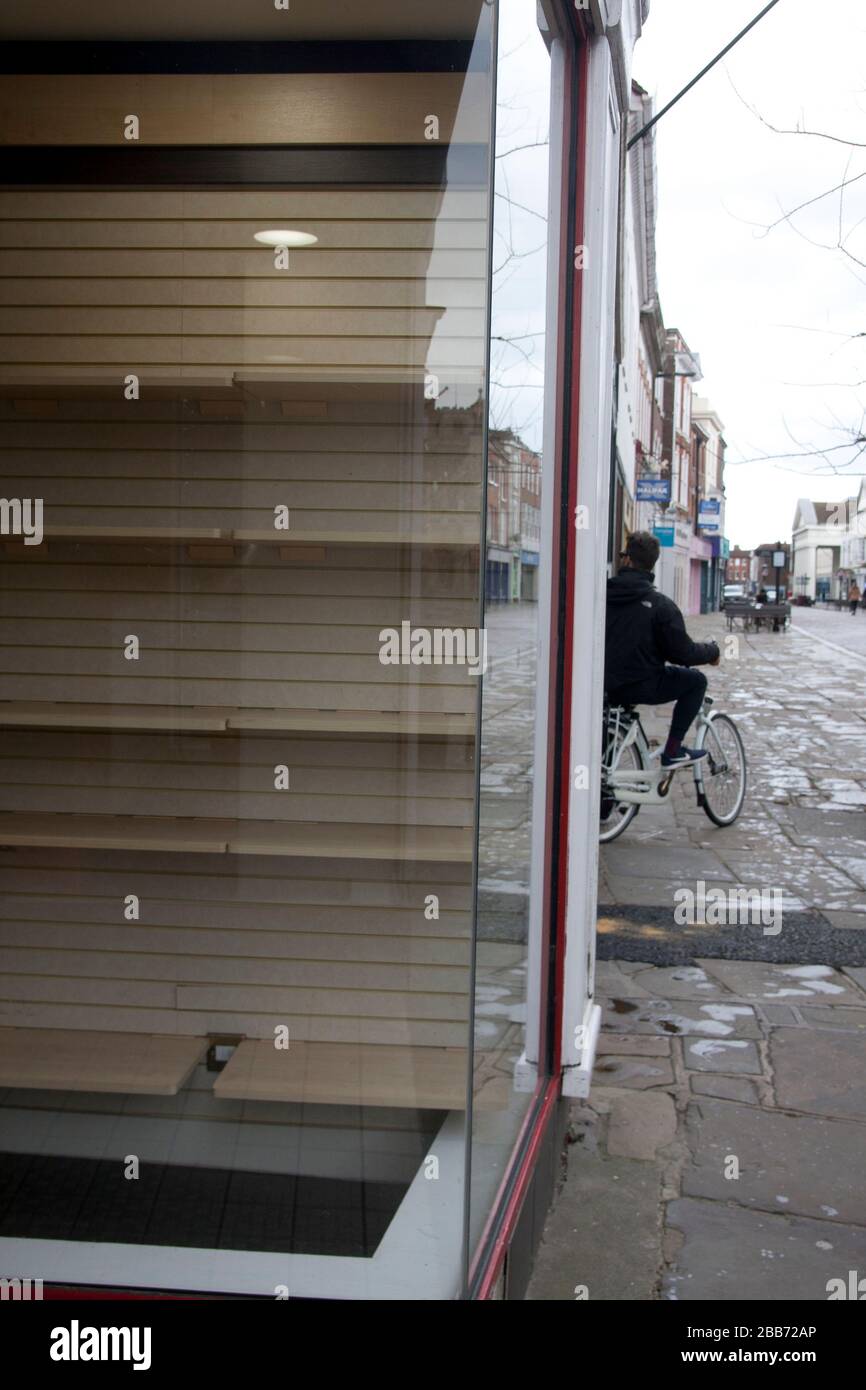 empty streets coronavirus: empty shelves in Chichester store during coronavirus lockdown, west Sussex, England, March 2020 Stock Photo