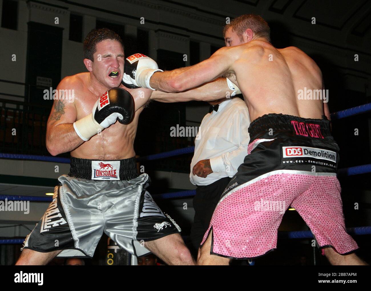 T50 Boxing Ramsgate Scott Woolford (Ramsgate, pink/black shorts) loses to Tom Glover ...