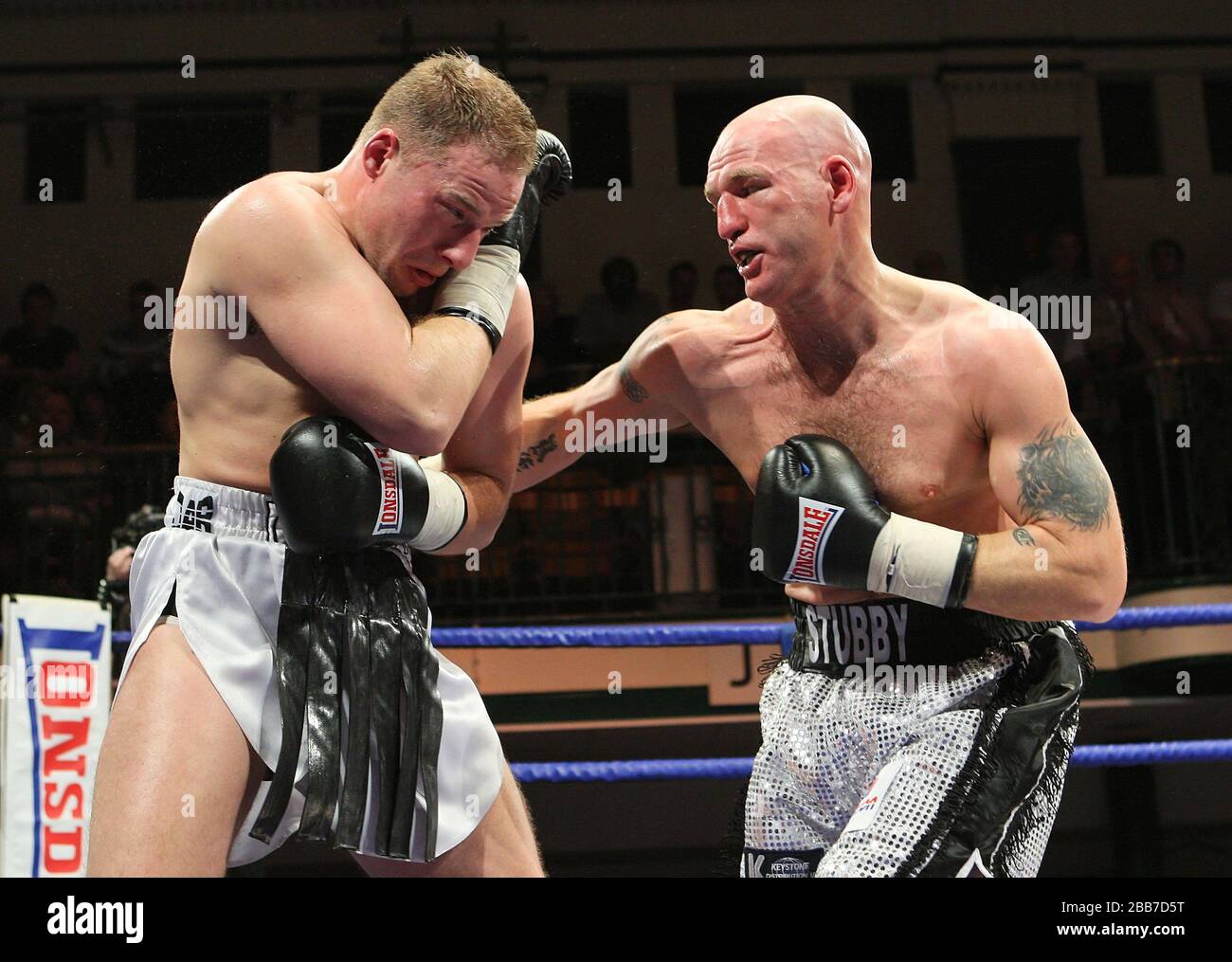 Prizefighter heavyweights hi-res stock photography and images - Alamy