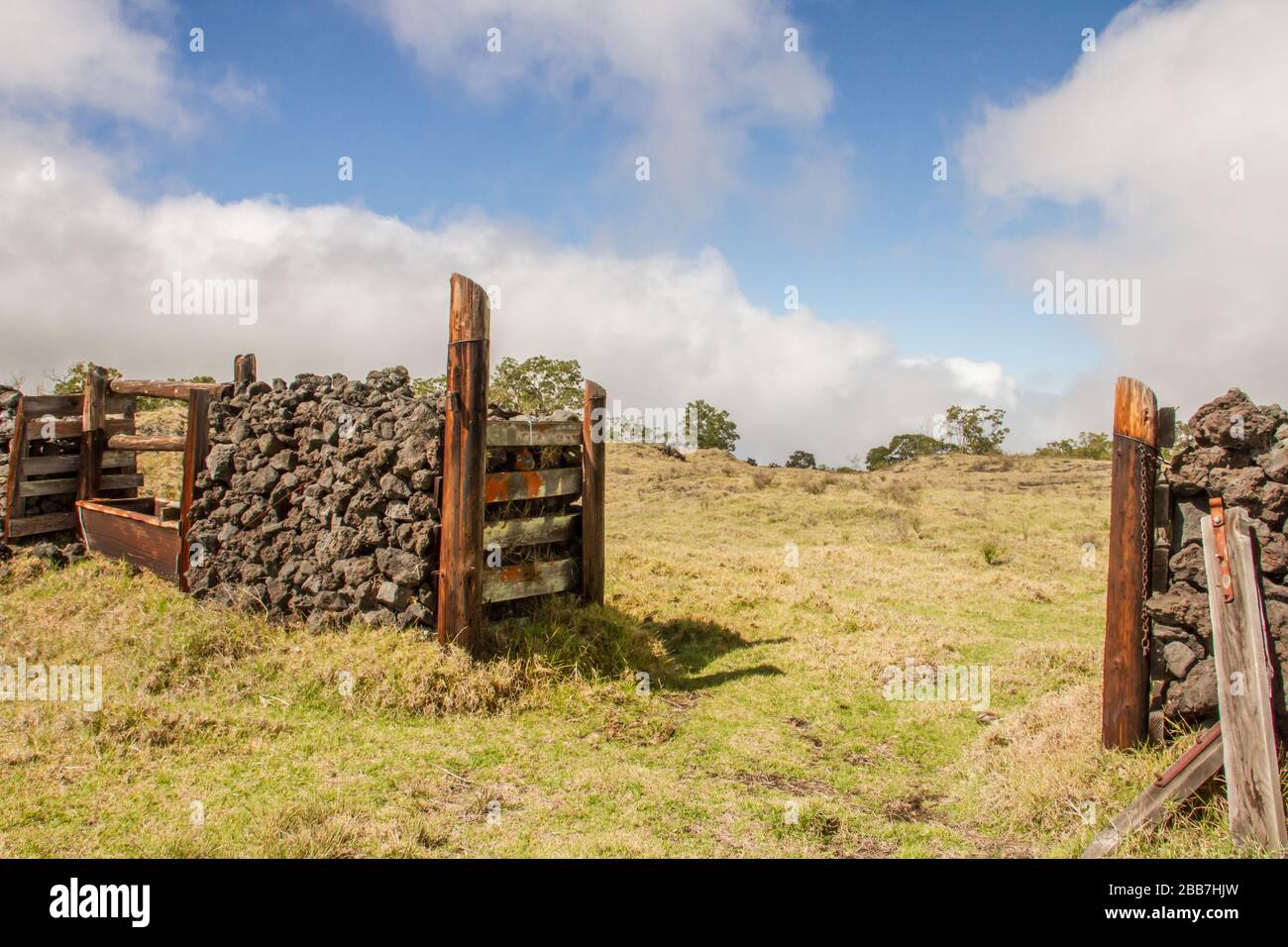 Lava rock fence Stock Photo Alamy