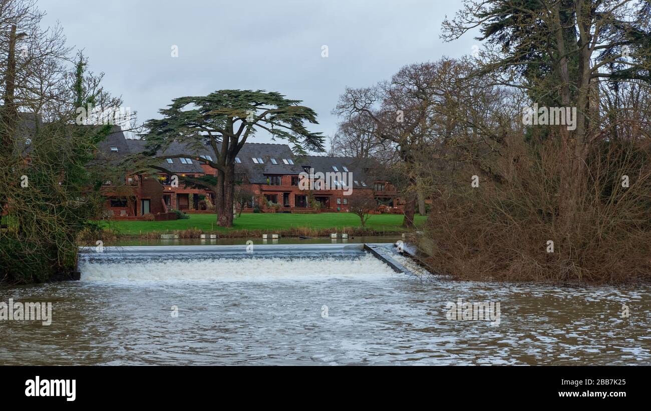 Lucy's Mill Weir, Stratford upon Avon, Warwickshire, UK Stock Photo Alamy