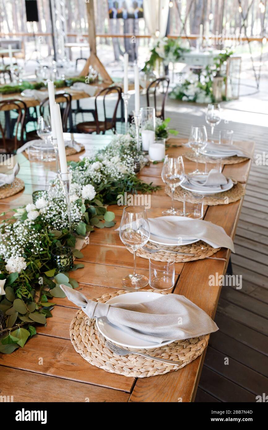 Table on sale setting wedding