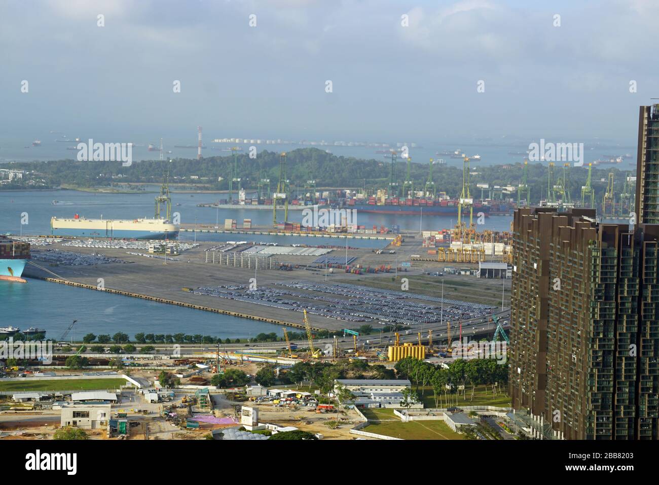 early morning in the huge harbor of singapore Stock Photo