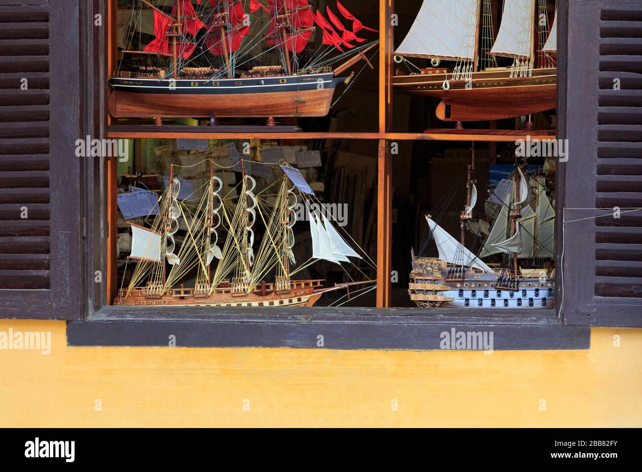 Model ship store hires stock photography and images Alamy