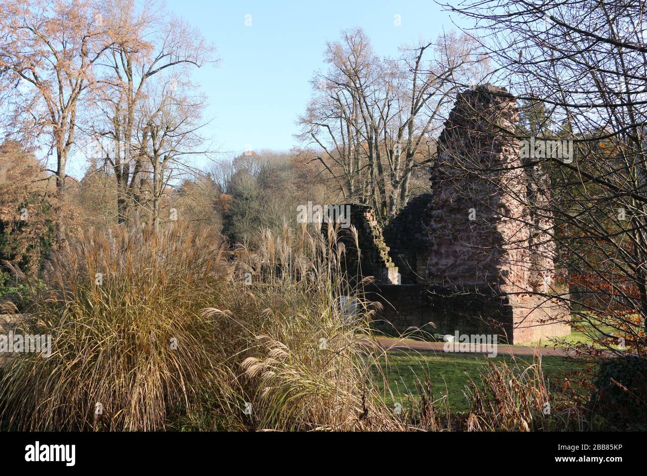 Reste der Burg Kerpen im Zentrum von Illingen im Saarland Stock Photo
