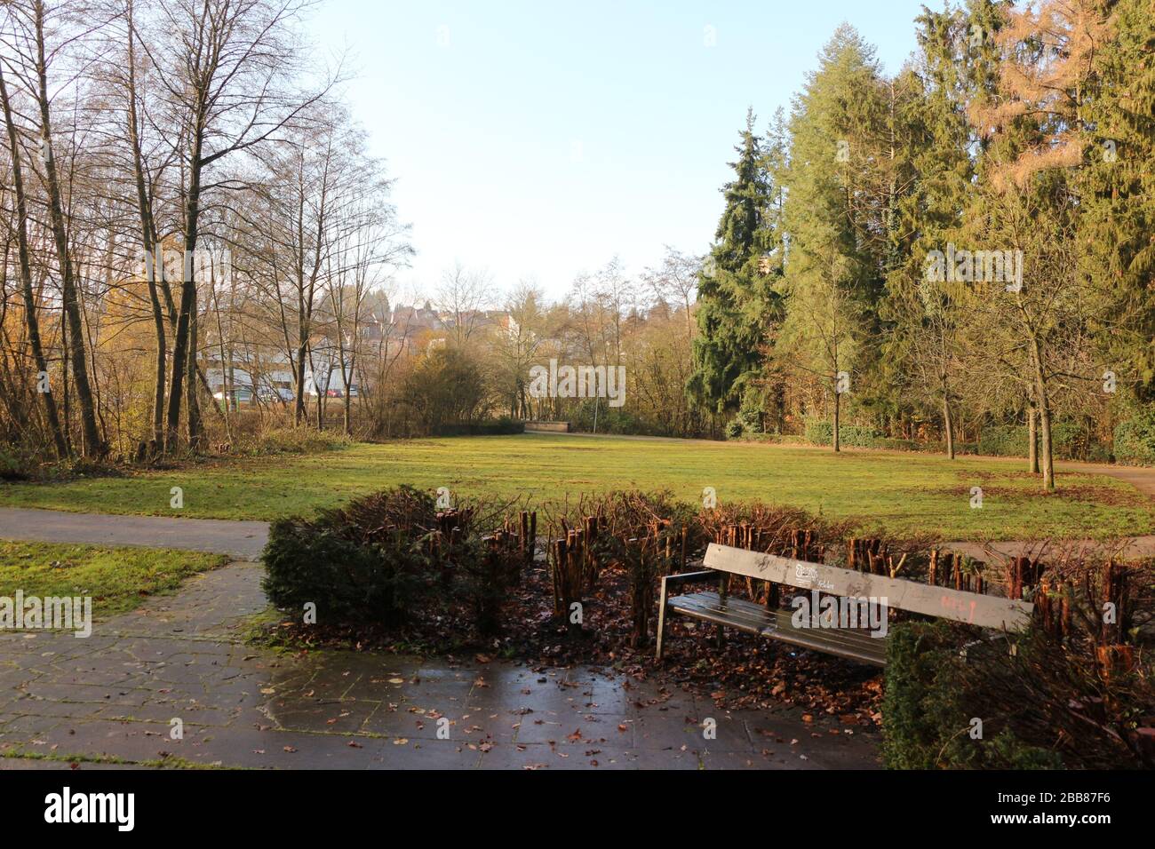Idyllischer Park im Zentrum von Illingen im Saarland Stock Photo