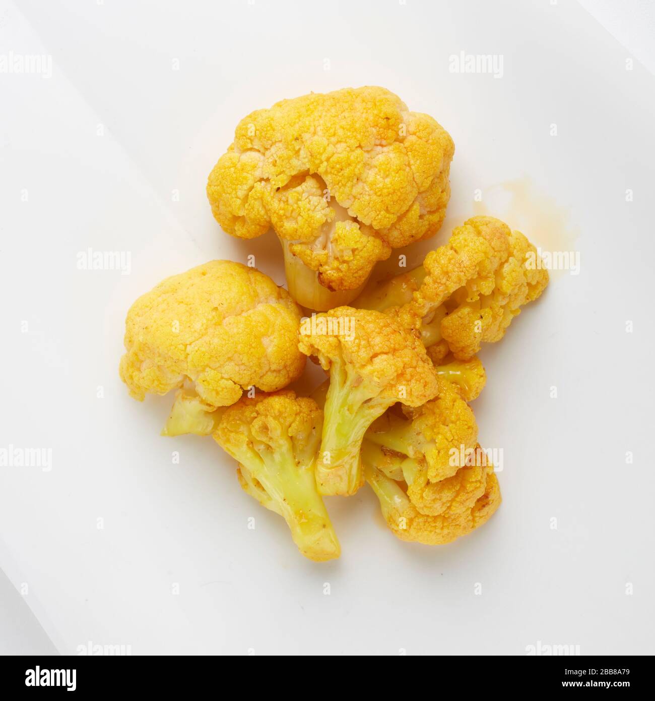 white cauliflower cooked portion food prepared sample vegetable round Stock Photo