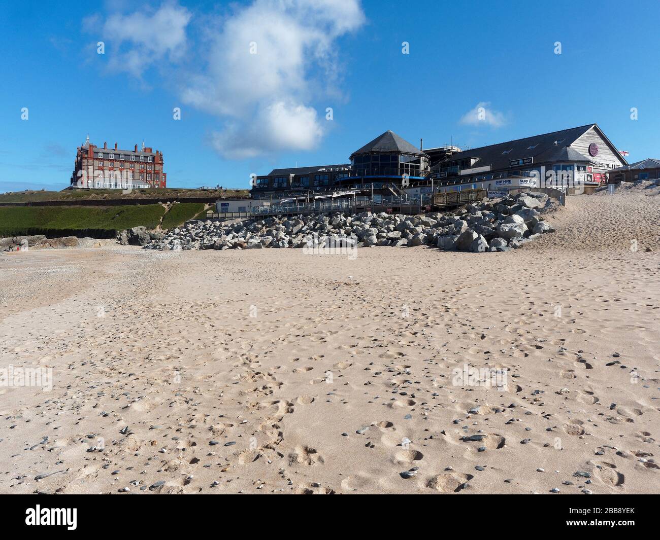 Newquay, Cornwall, UK, 30th March 2020. Covid 19 deserted beach, Rick Steins, Fistral beach bar, The Fish House Fistral beach complex, Newquay Cornwal Stock Photo