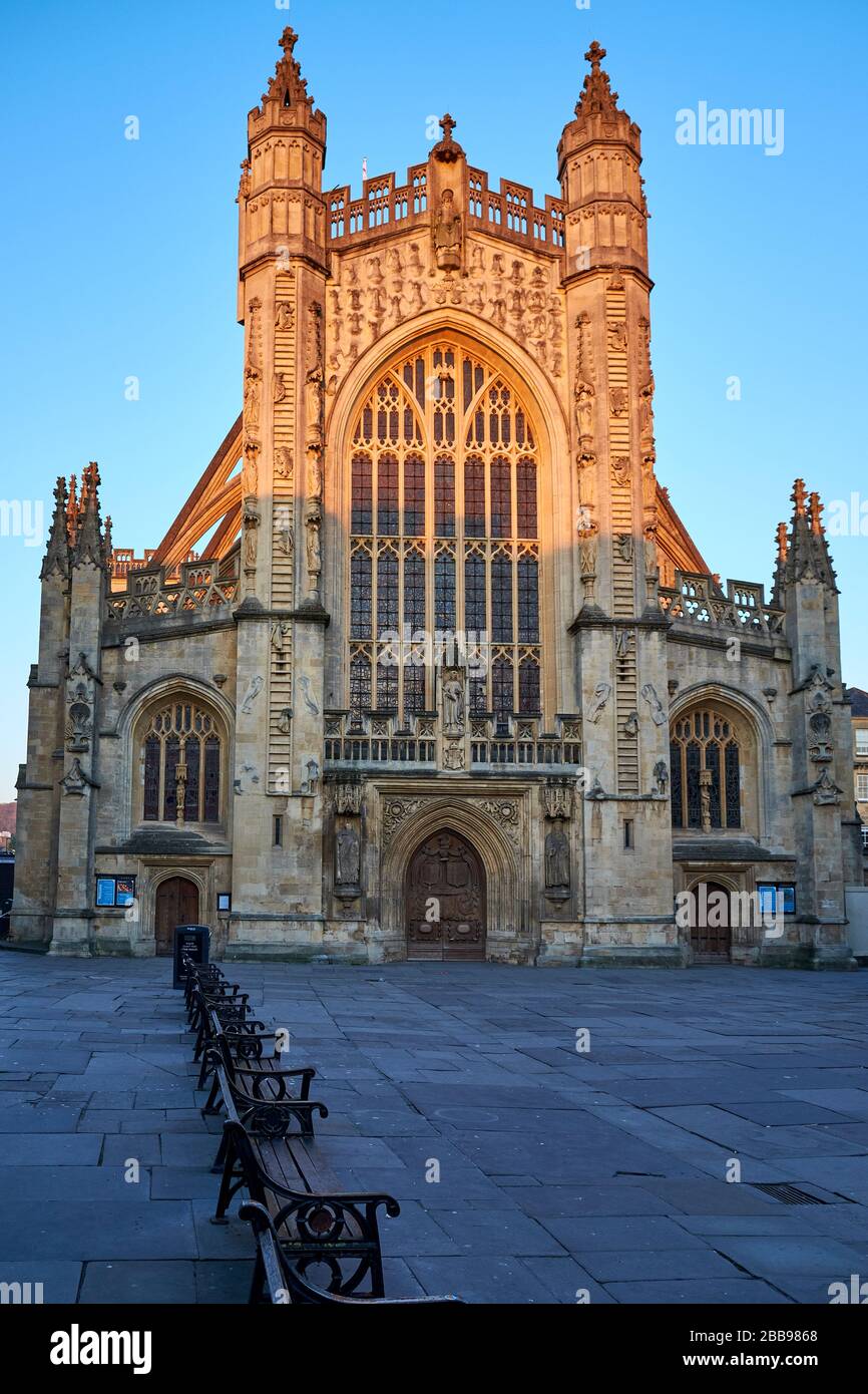 Bath, Somerset, England - March 26, 2020: The tourist city of Bath is deserted during the Coronavirus outbreak. The Abbey and Church Yard Stock Photo