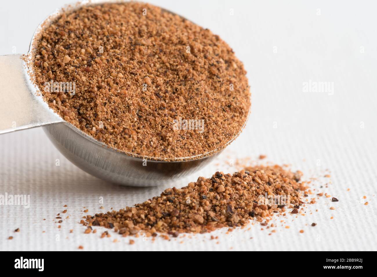 Teaspoon nutmeg hires stock photography and images Alamy