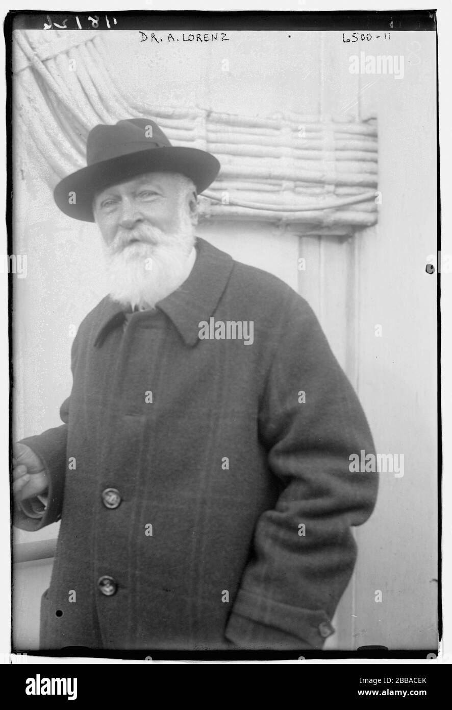 Lorenz Black and White Stock Photos & Images - Page 3 - Alamy