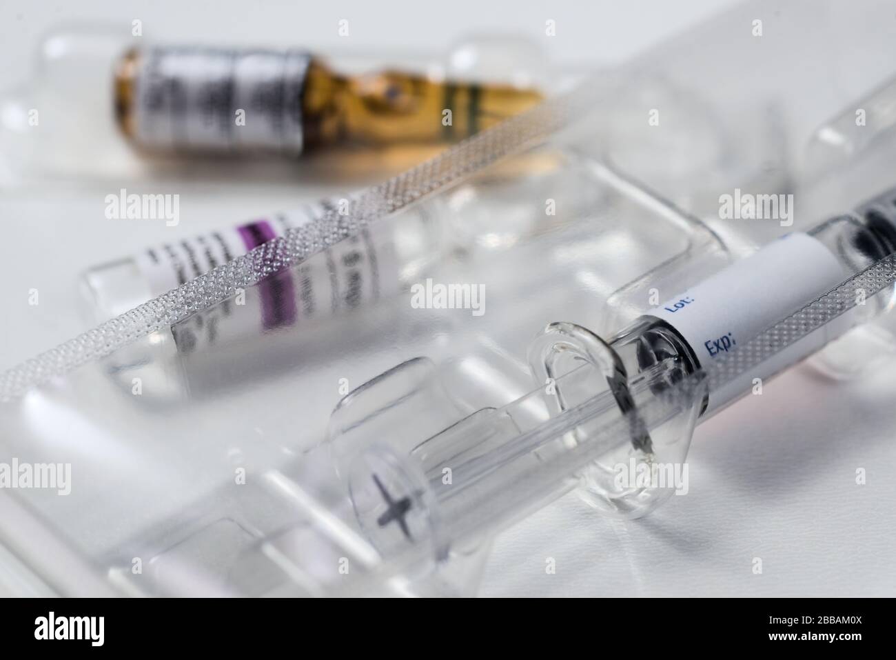 Zynapse Injection syringe and vial ampoules vaccines pharmaceuticals serum medication ...