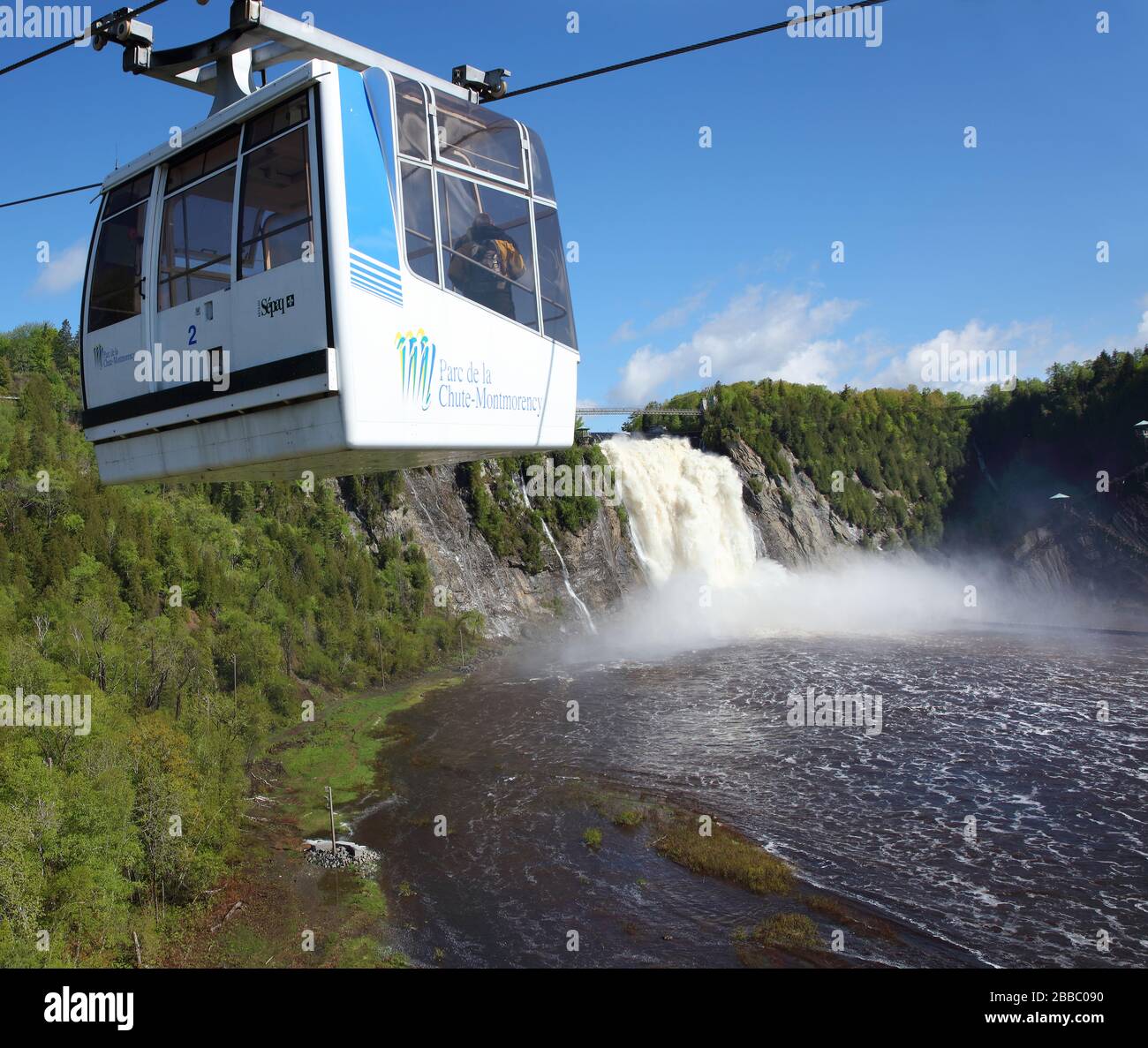 Cable car taking visitors up to the head of the Montmorency Falls in Parc de la Chute-Montmorency near Quebec City, Quebec, Canada Stock Photo