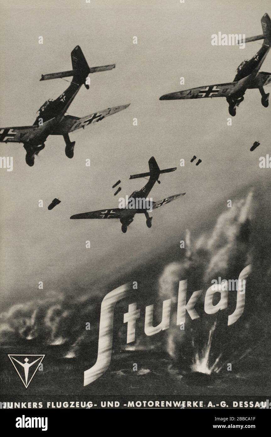 Stukas (Junkers JU 87). Publicidad de la marca Junkers Flugzeug, empresa aeronáutica alemana fundada en 1895 por Hugo Junkers (1859-1935). Página interior de la revista 'Signal', ejemplar número 4 (febrero de 1941) de la versión española (SP 4). Esta revista se publicó entre abril de 1940 y abril de 1945, siendo el principal órgano de propaganda del ejército alemán durante la Segunda Guerra Mundial. A partir del número 8 de 1941 se publicó una versión íntegra en español, identificada con el código SP. Stock Photo