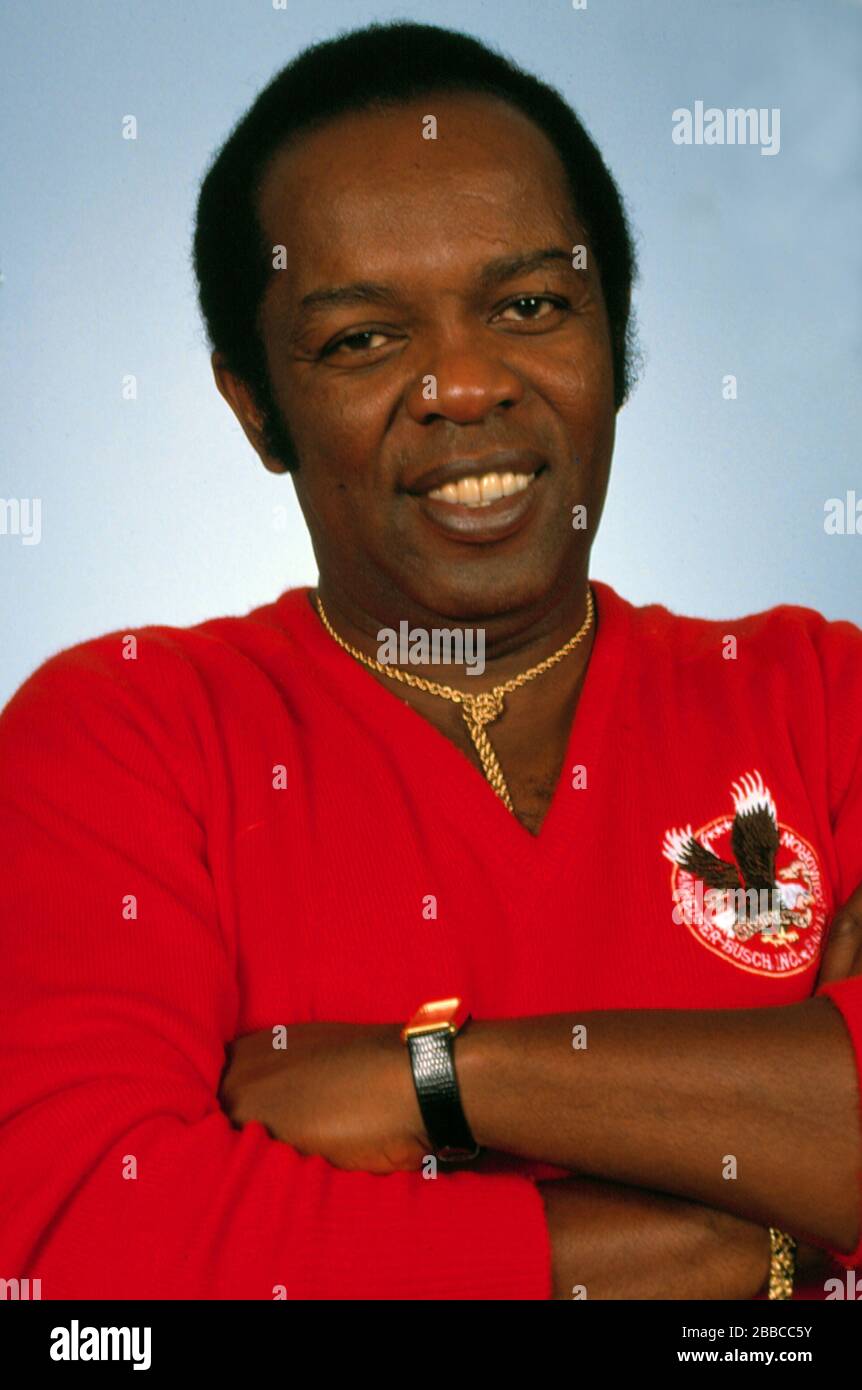 Lou Rawls photographed in 1986.  Credit: Scott Weiner / MediaPunch Stock Photo