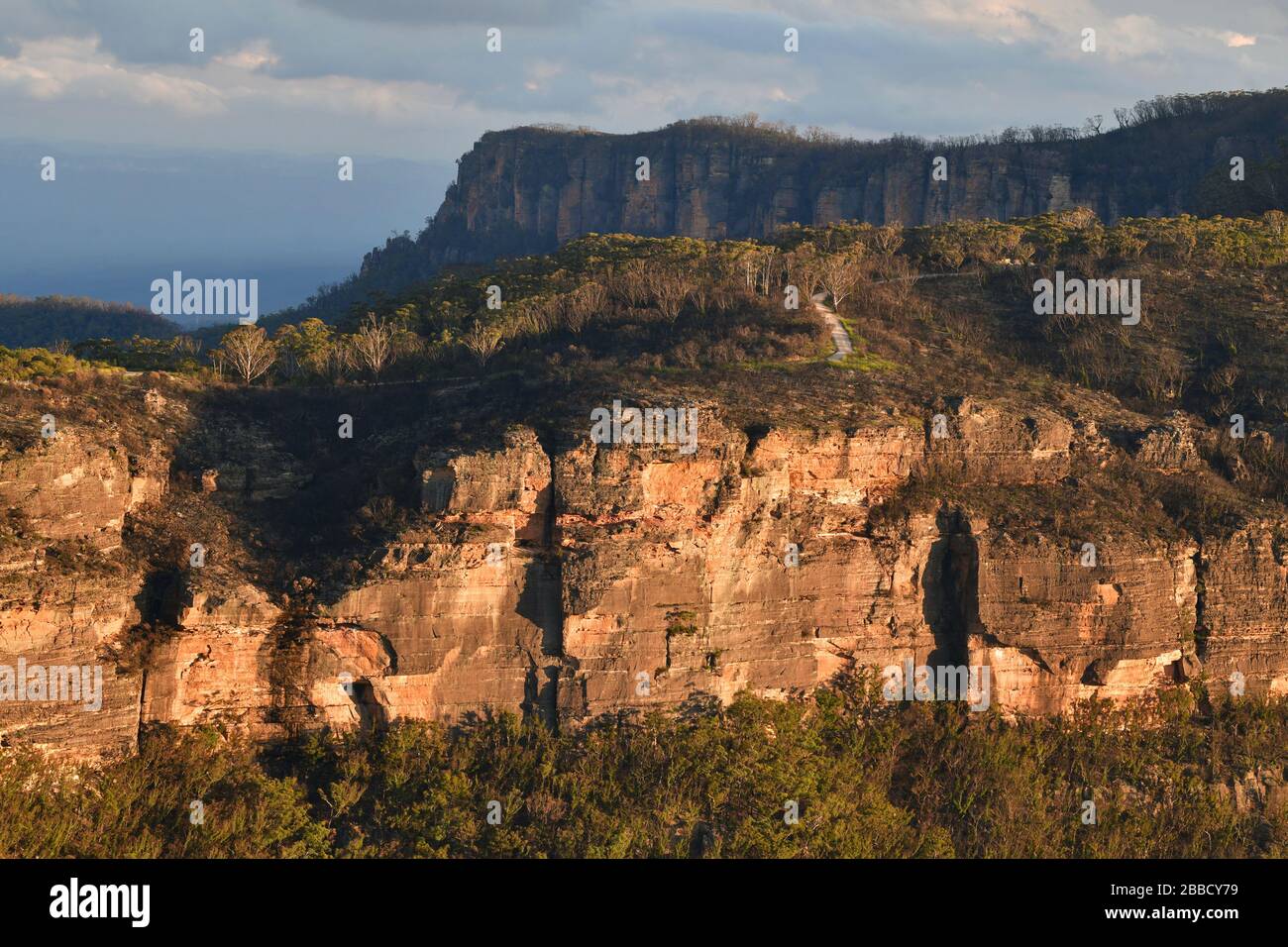 A view of the Blue Mountains from Cahill's Lookout at Katoomba, NSW Stock Photo