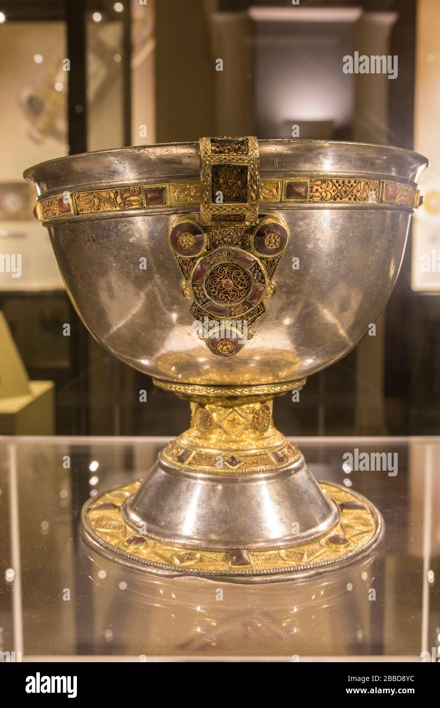 Derrynaflan chalice hi res stock photography and images Alamy