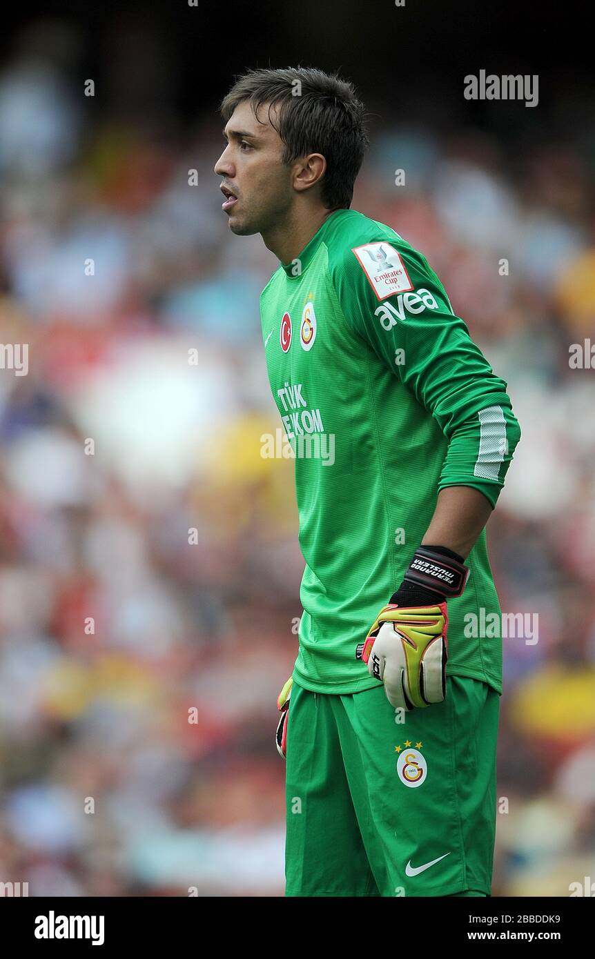 Galatasaray goalkeeper Fernando Muslera Stock Photo - Alamy