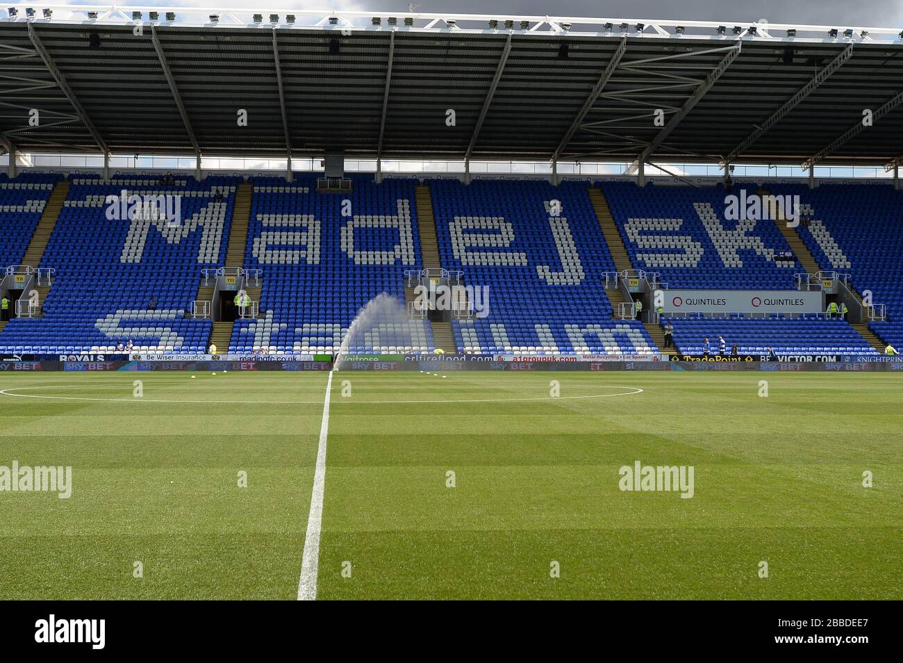 Reading Stadium Layout A general view of the Madejski Stadium, home of Reading Stock Photo - Alamy