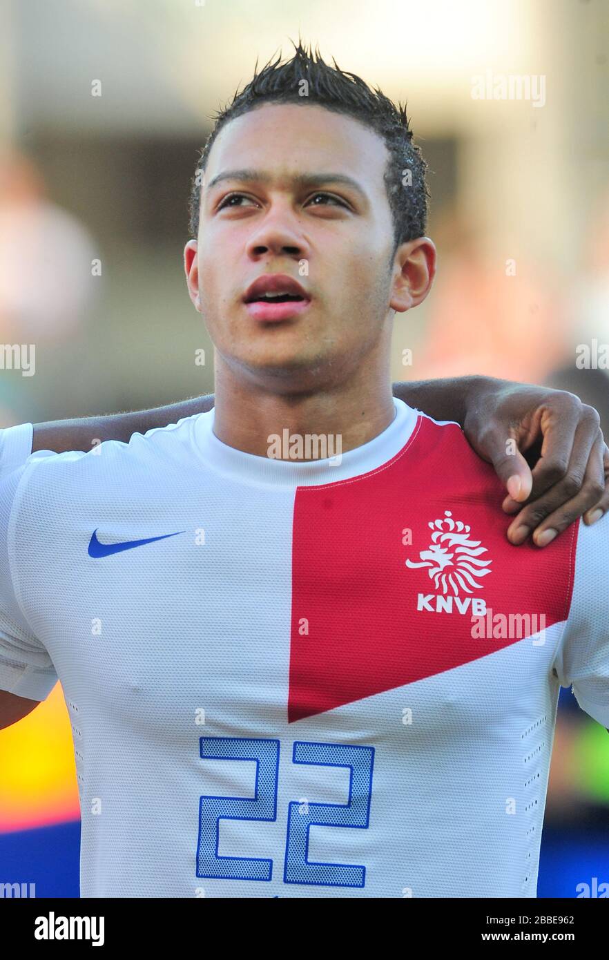 Memphis Depay without top editorial stock photo. Image of philips