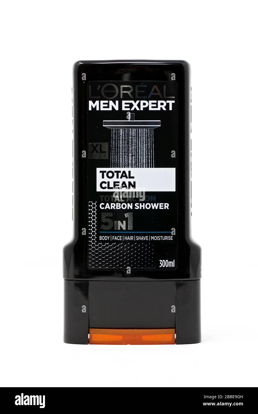 L'Oreal Men Expert Total Clean Shower Gel Stock Photo - Alamy