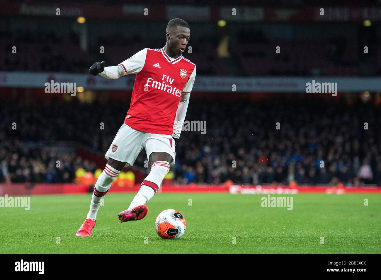 LONDON, ENGLAND - FEBRUARY 23: Nicolas Pepe of Arsenal FC control ball  during the Premier League match between Arsenal FC and Everton FC at  Emirates S Stock Photo - Alamy