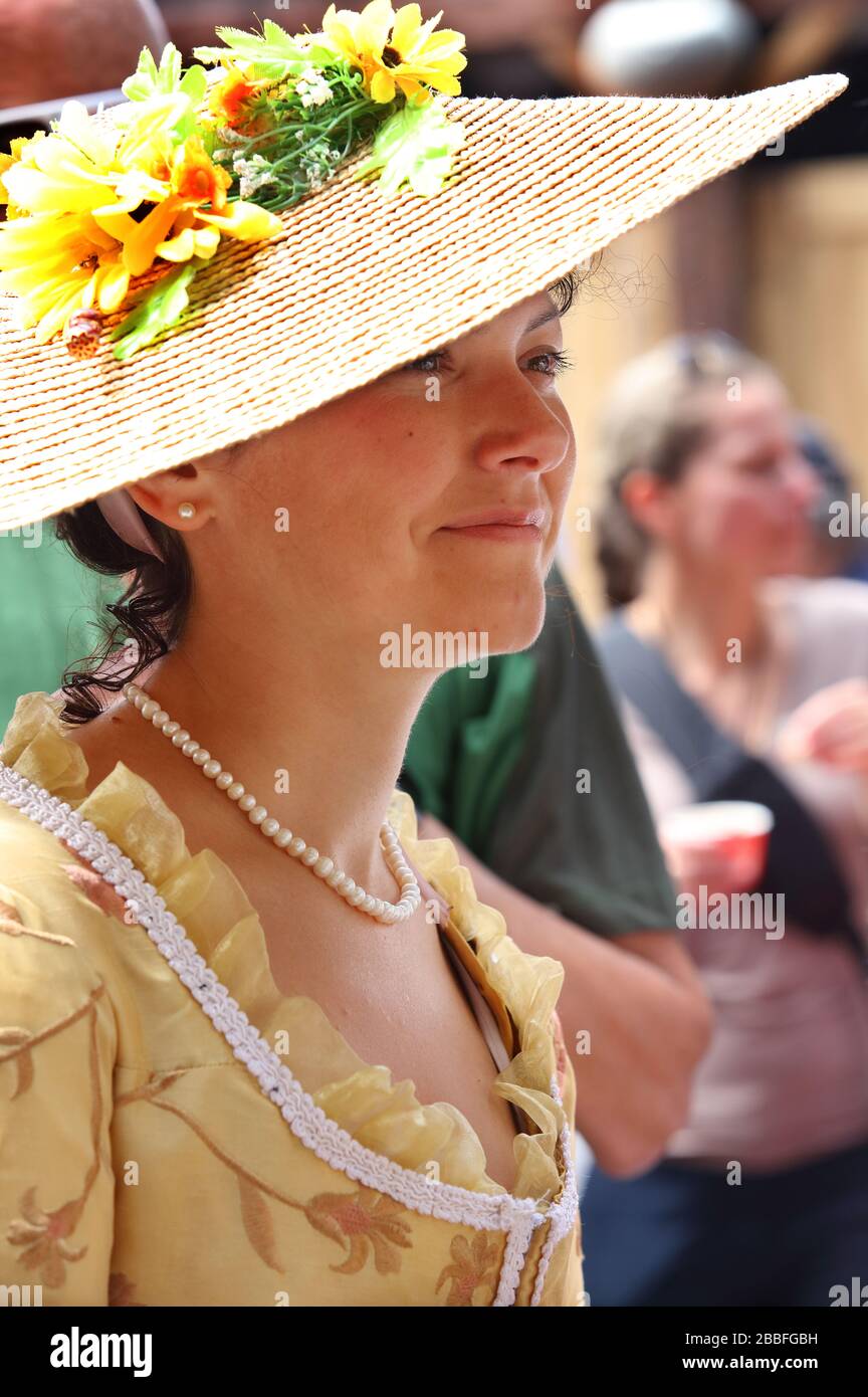 French-style straw hat 
