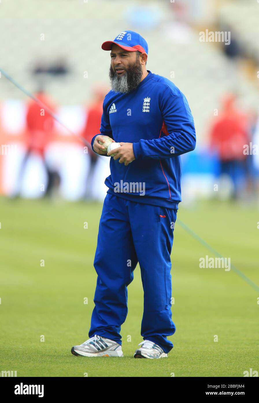 England spin bowling coach hires stock photography and images Alamy