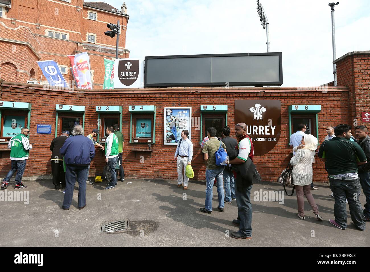 Fans queue at the ticket office at the Kia Oval Stock Photo - Alamy