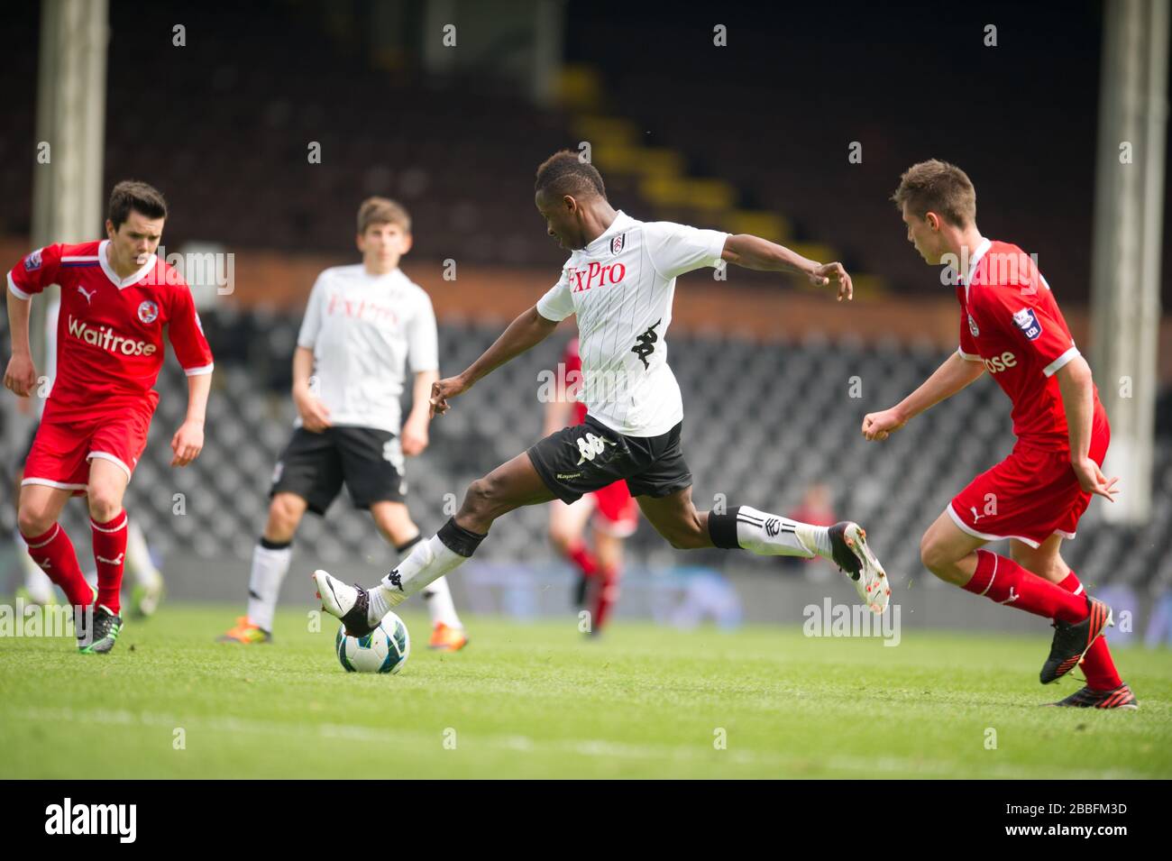 Fulham's Moussa Dembele scores his thrid goal against Reading Stock Photo