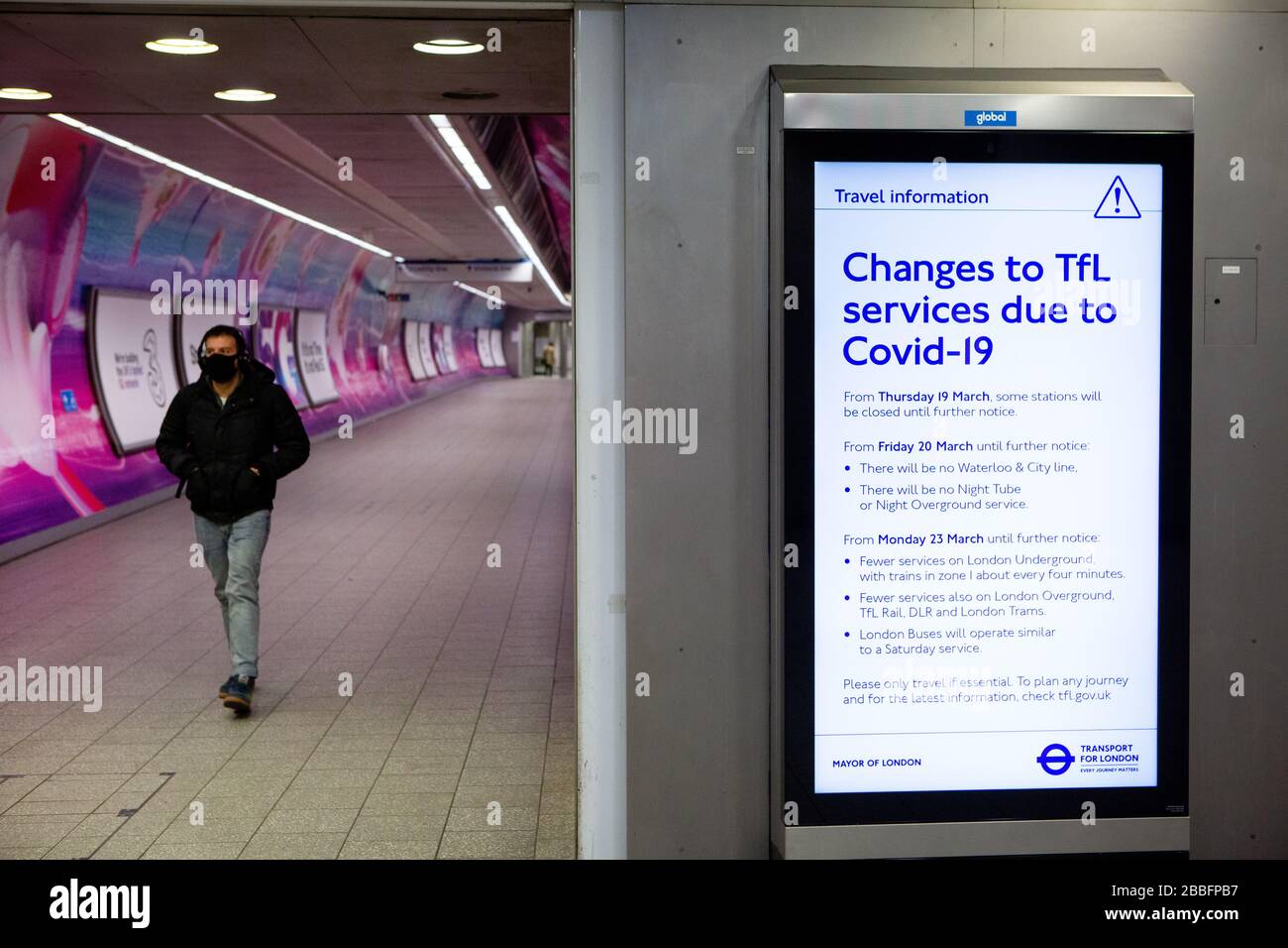 Face masks london underground sign hires stock photography and images
