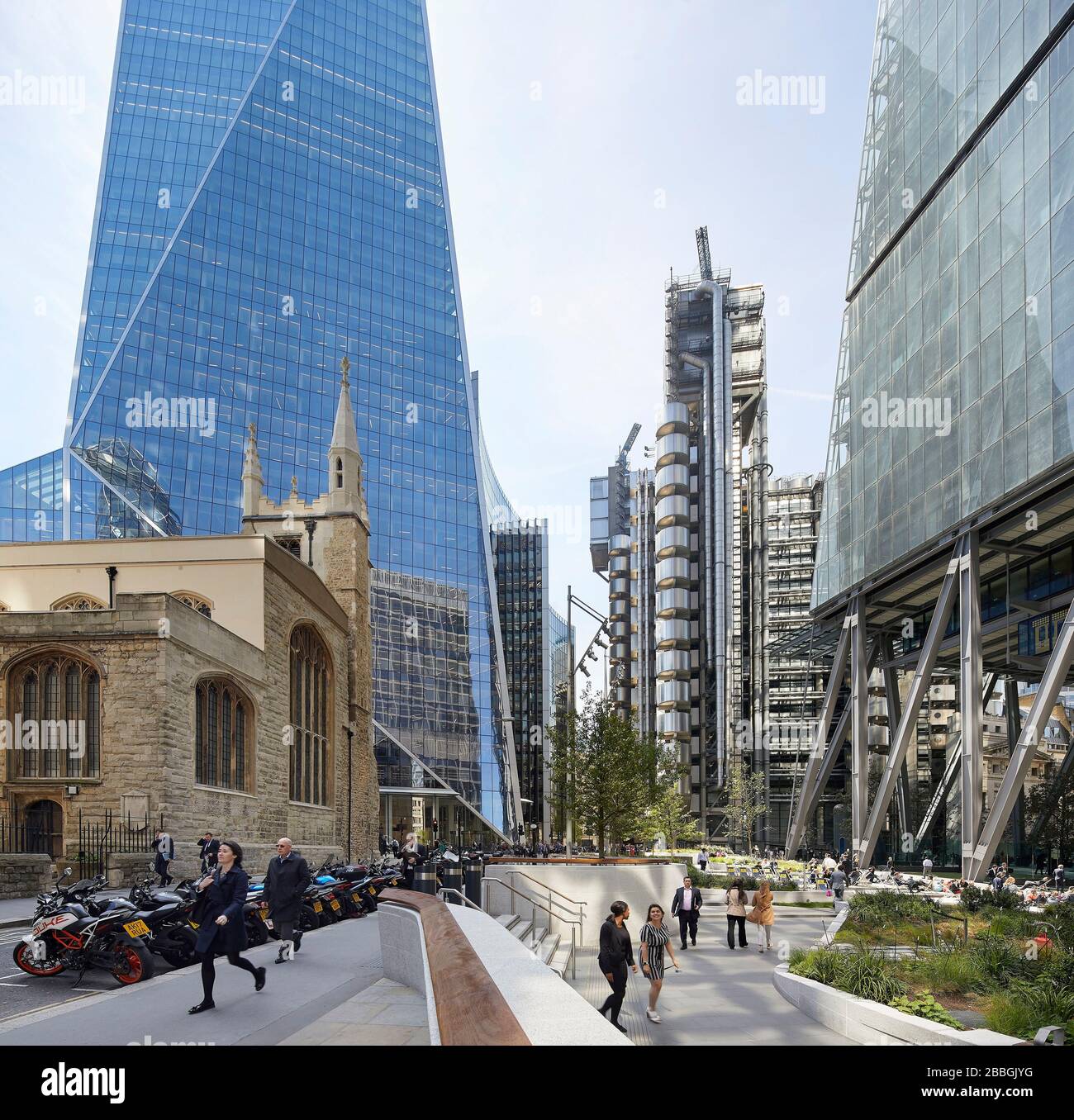 Public realm around Lime Street Plaza. 52 Lime Street - The Scalpel, London, United Kingdom. Architect: Kohn Pedersen Fox Associates (KPF), 2018. Stock Photo