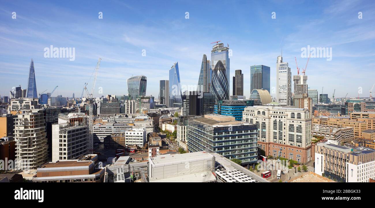 Aerial view from east of city cluster. 52 Lime Street - The Scalpel, London, United Kingdom. Architect: Kohn Pedersen Fox Associates (KPF), 2018. Stock Photo