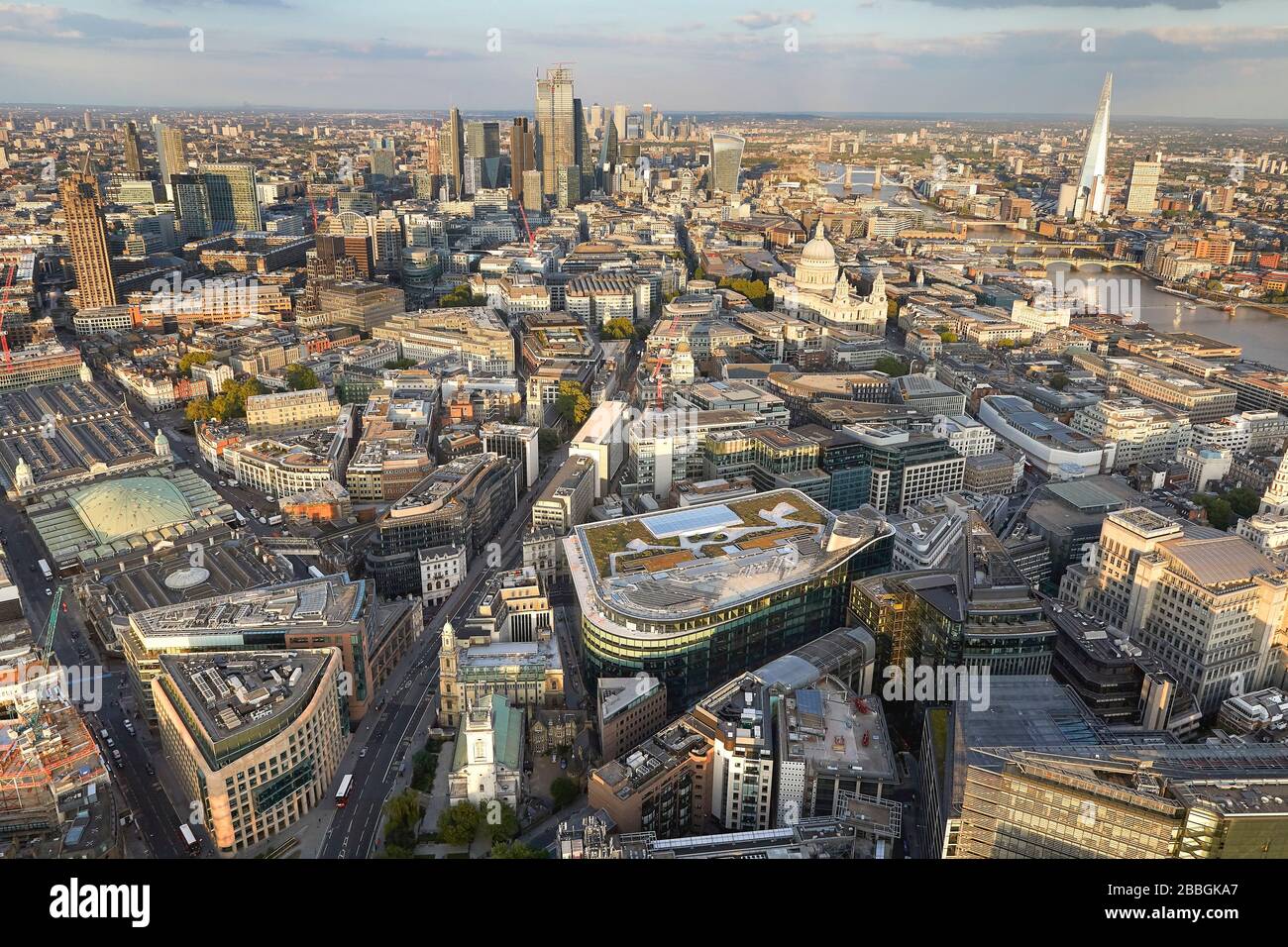Aerial view from west. 52 Lime Street - The Scalpel, London, United Kingdom. Architect: Kohn Pedersen Fox Associates (KPF), 2018. Stock Photo