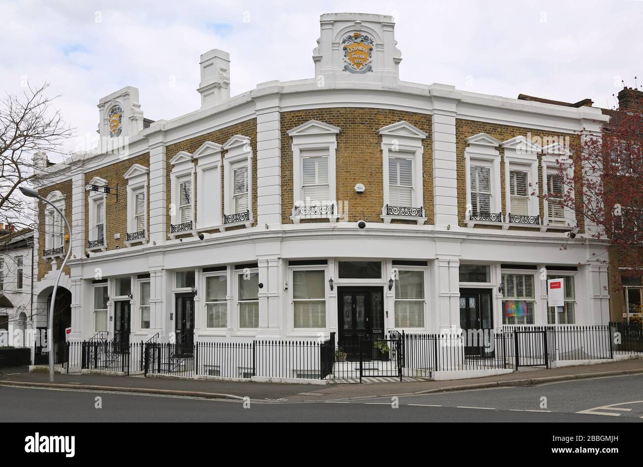 The Oglander public house, south London, UK, now sympathetically converted into luxury flats ad houses Stock Photo