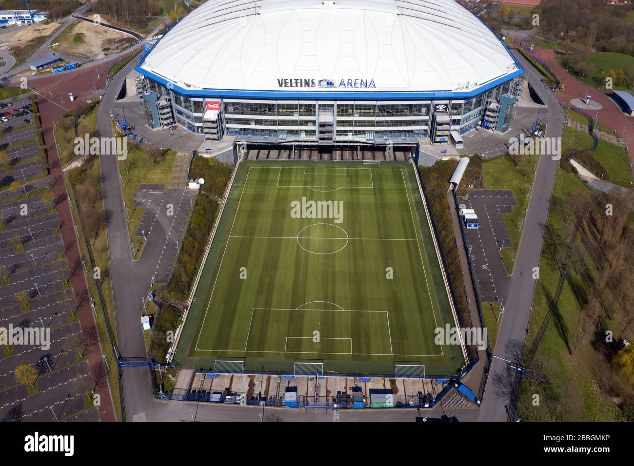 UEFA Champions League on X: 🏟️ Arena AufSchalke 😍 😮 Schalke