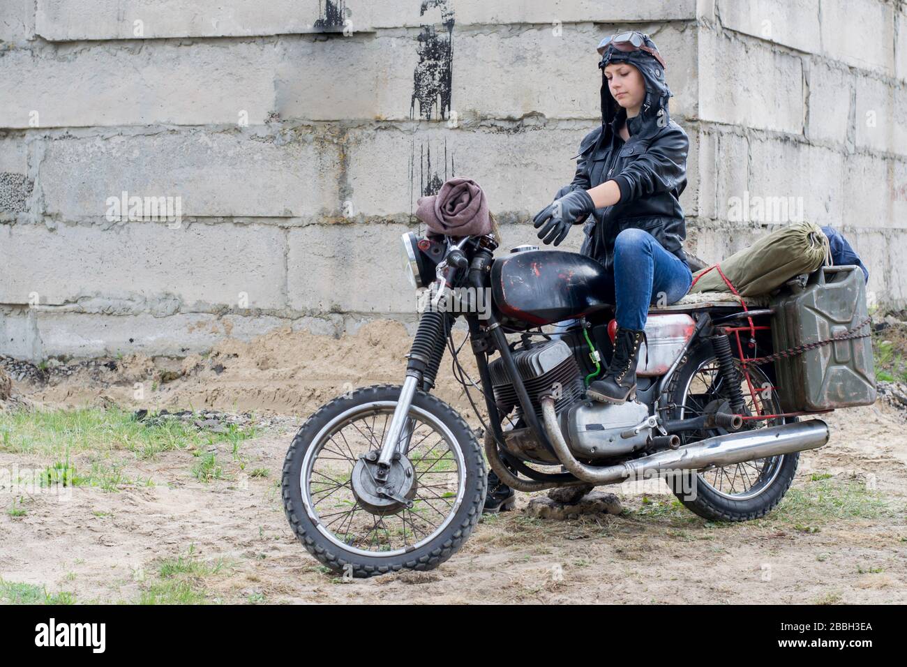 Steampunk motorcycle helmet hi-res stock photography and images - Alamy
