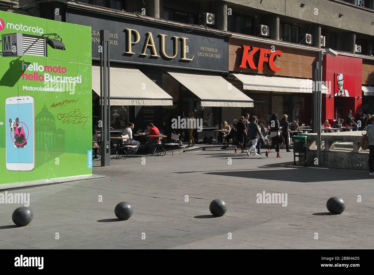 Plaza piata romana hires stock photography and images Alamy