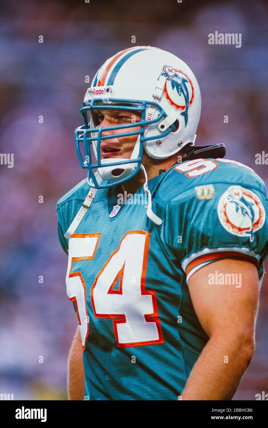 zach thomas dolphins jersey