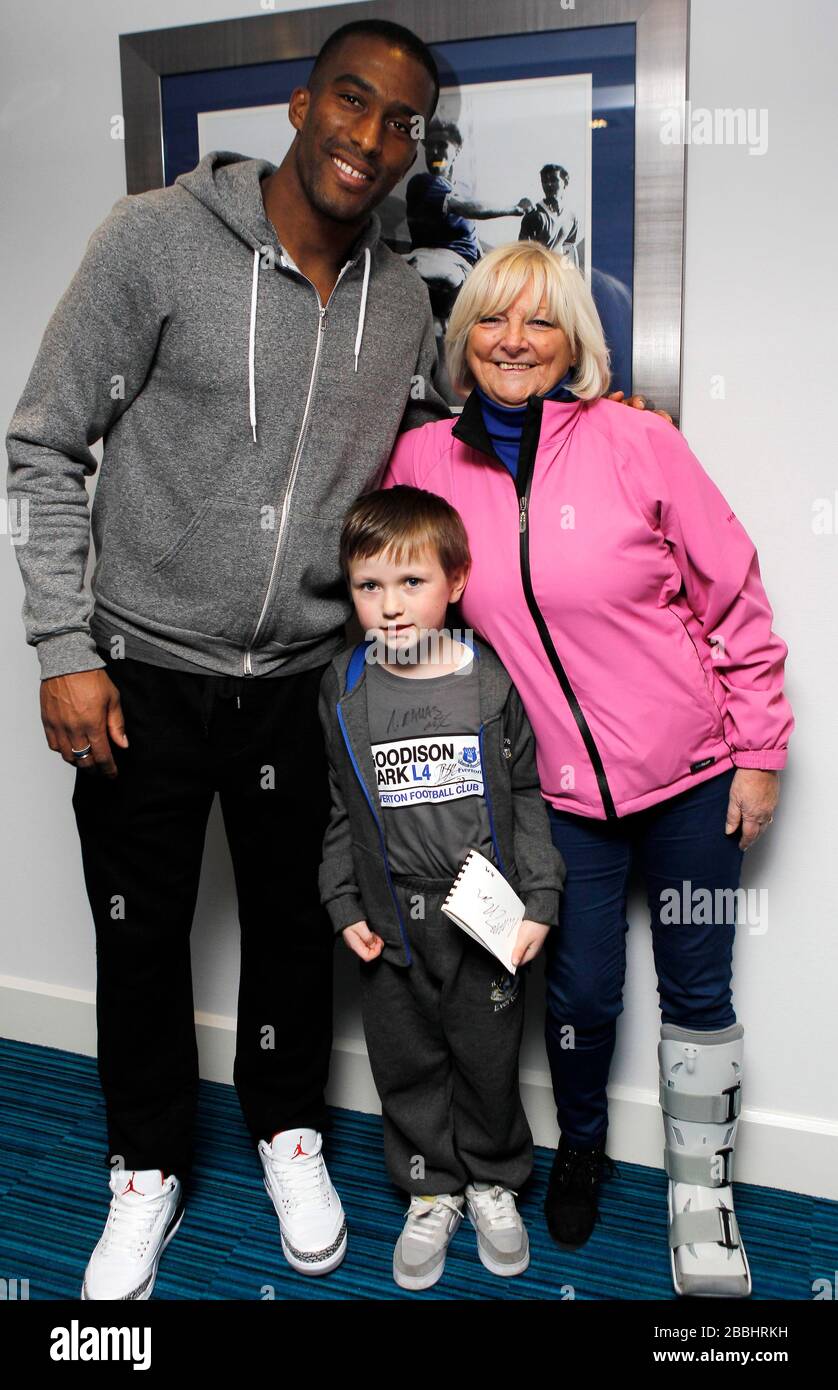 Everton fans meet Sylvain Distin during the open training day at Goodison Park Stock Photo