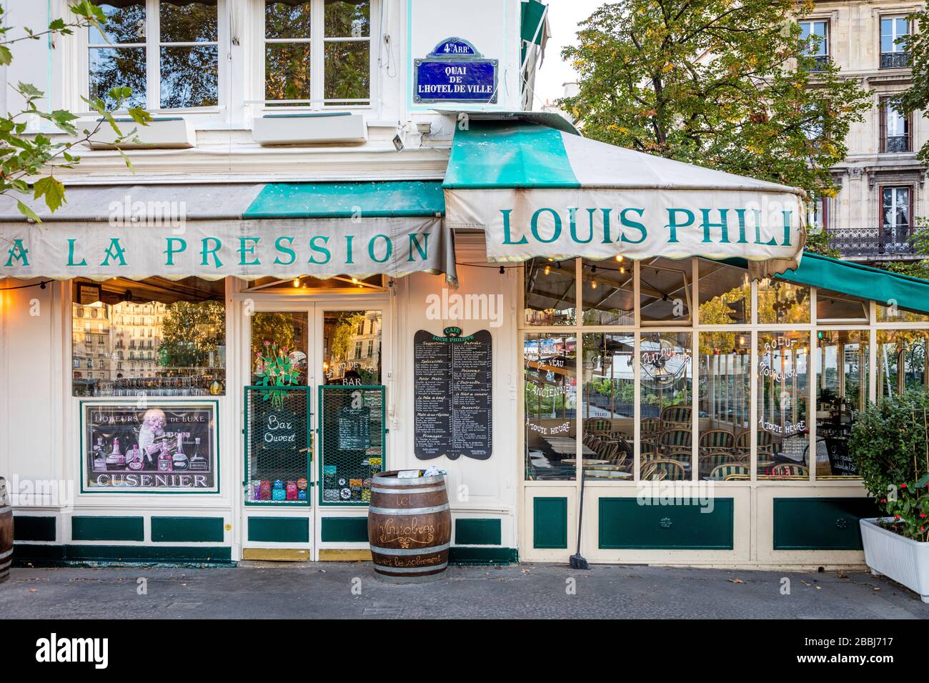 Cafe - Restaurant Louis Philippe near River Seine in the Marais, 4th Arrondissement, Paris, France Stock Photo